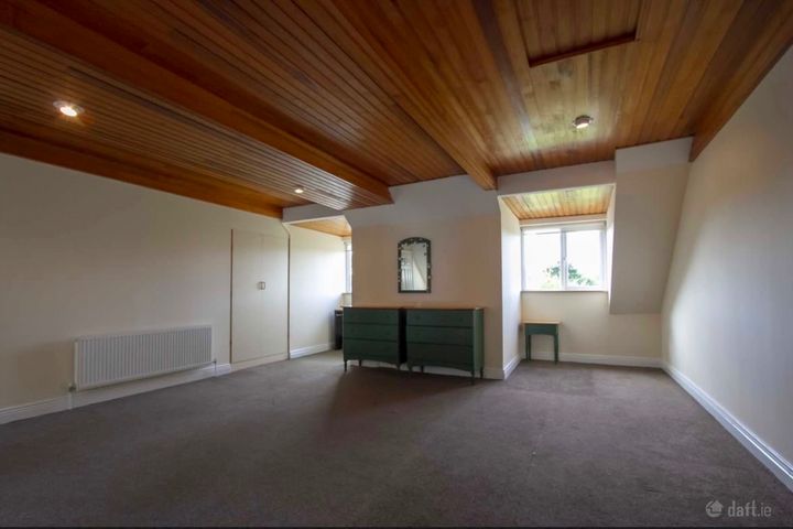 14 Hampton Crescent, Saint Helen'S Wood, Booterstown, Blackrock, Booterstown, Co. Dublin