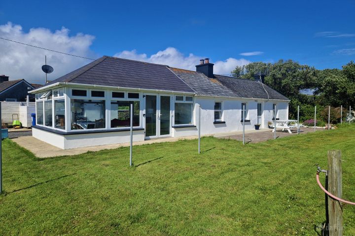 Coolbane, Ballinspittle, Garrettstown, Co. Cork, P17W588