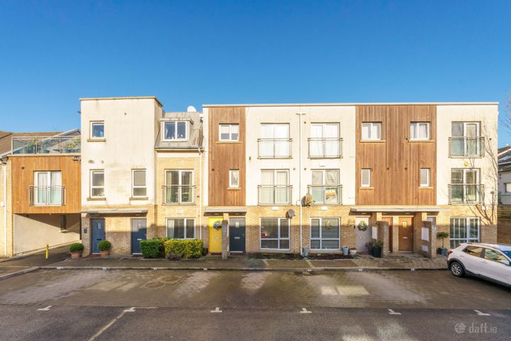 Waterside Court, Waterside, Malahide, Co. Dublin