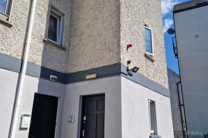 8 The Weirs, Leighlin Road, Graiguecullen, Co. Carlow
