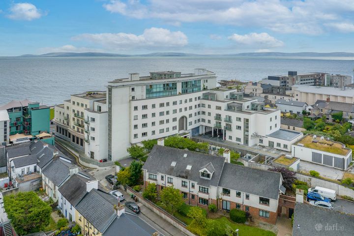 11 Baily Point, Salthill, Galway, H91D3K7