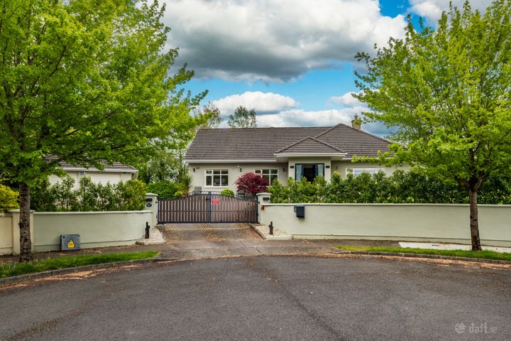 9 Milford, Athgarvan, Newbridge, Co. Kildare, W12WR04