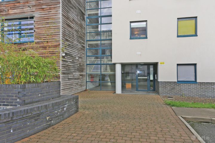 Apartment 635, Block 6a, Brookfield Hall, Castletroy, Co. Limerick, V94WP78 - Photo 3