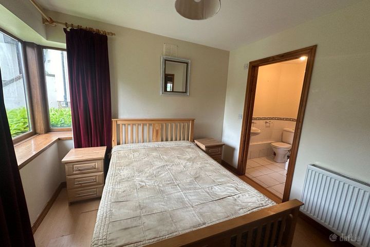 Starbucks, Unit 2, The Green, Strand Street, Malahide, Co. Dublin