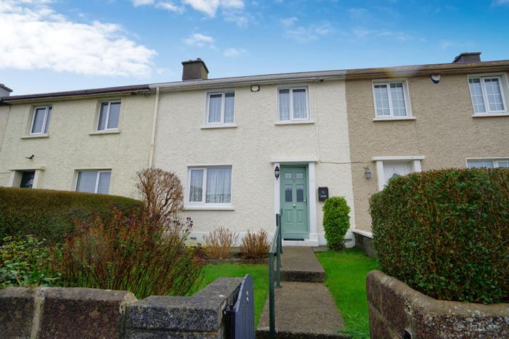 8 Roanmore Park, Waterford, Waterford City Centre, Co. Waterford, X91T9HX
