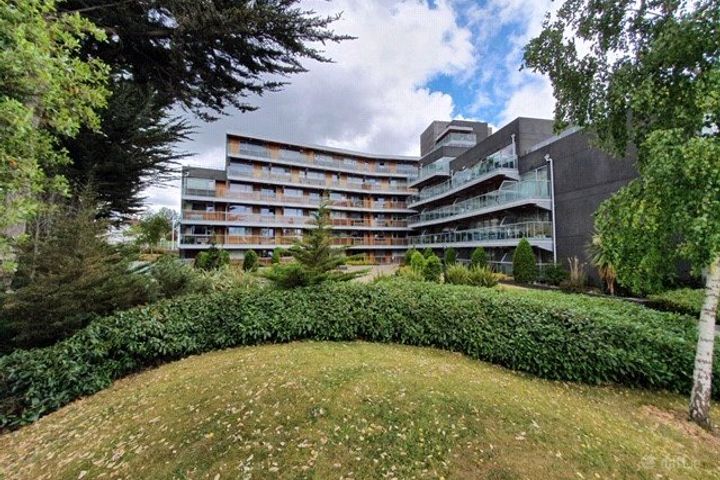 Booterstown Avenue, Booterstown, Co. Dublin