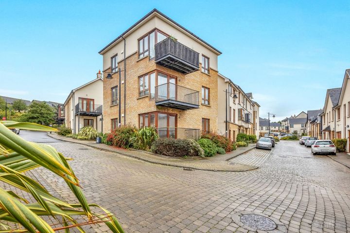 6 The Walk, Robswall, Malahide, Dublin