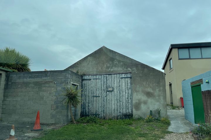 Cresent Place, Clontarf, Dublin 3