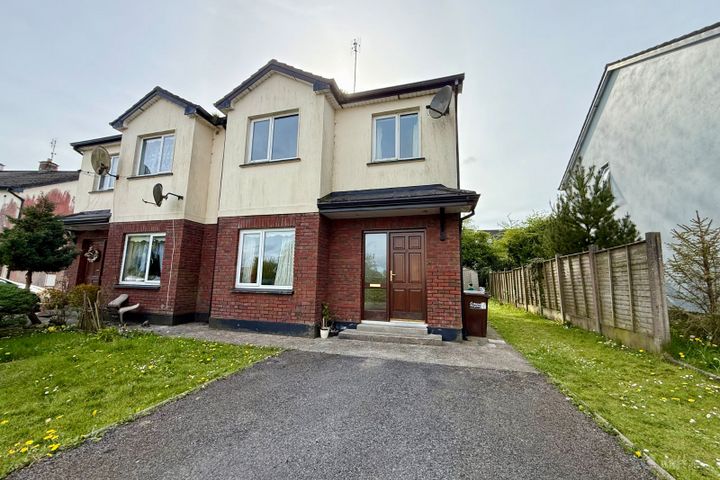 19 Hazelwood, Ballyhaunis, Ballyhaunis, Co. Mayo, F35X722