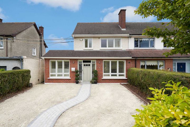 7 Beechpark Ave, Castleknock, Dublin 15, Dublin 15, Dublin