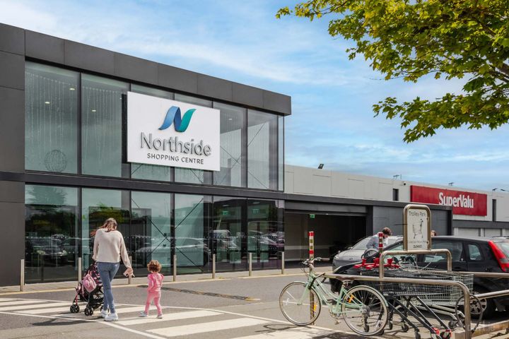 Northside Shopping Centre, Coolock, Dublin 17