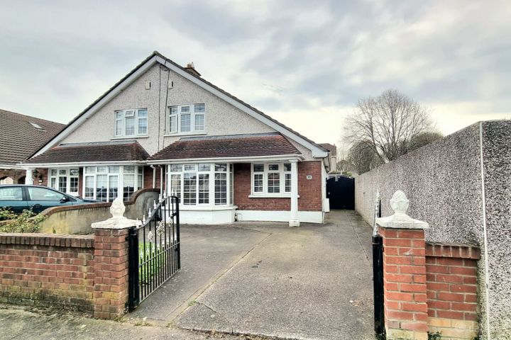 25 Willow Wood Grove, Hartstown, Clonsilla, Dublin 15, D15HC6F