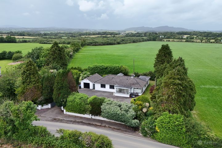 Rourkes Cross, Horetown North, Foulksmills, Co Wexford, Y35YR60