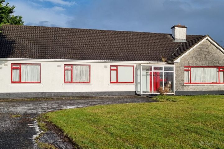 Ballytrasna, Ventry, Dingle, Co. Kerry, V92A7X3