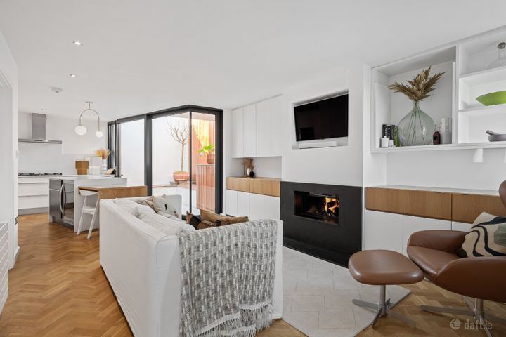 Sea Flower Cottage, 10 Pigeon House Road, Ringsend, Dublin 4, D04DX62