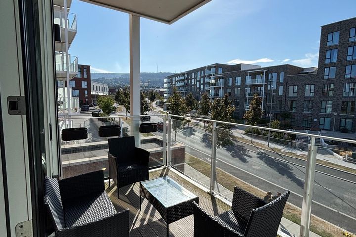 Apartment 9, Potters Hill, Clay Farm Drive, Leopardstown, Dublin 18