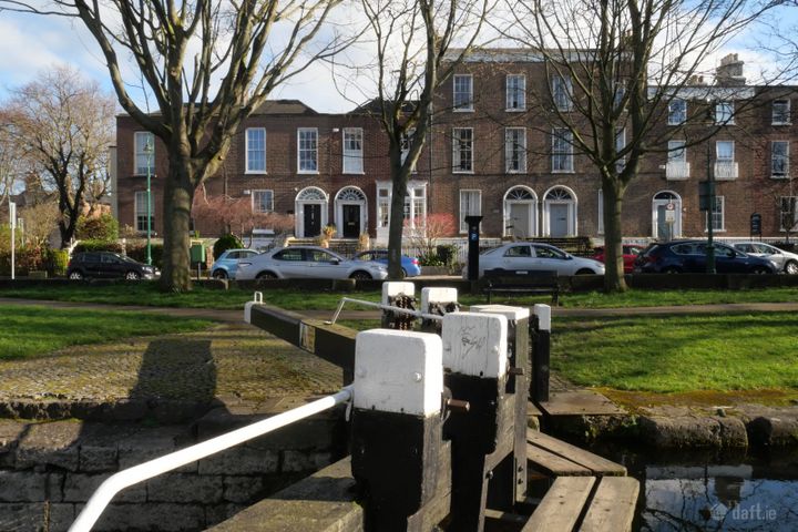 Lockwood House,3 Percy Place,Dublin 4, Dublin 2