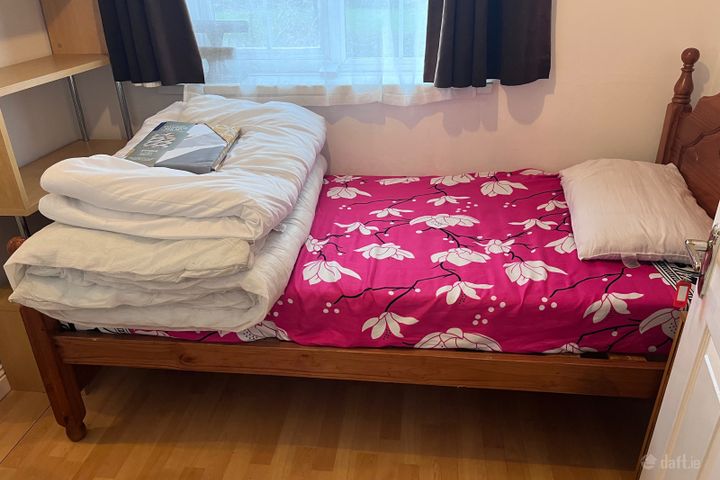 33 Foxborough Gardens, Lucan, Clondalkin, Co. Dublin