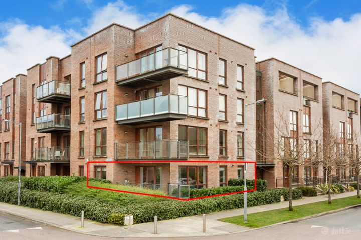 32 Stratton Grove, Adamstown, Lucan, Co. Dublin