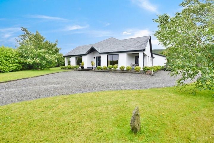 Kilballylahiff, Castlegregory, Aughacasla, Co. Kerry, V92X6C7