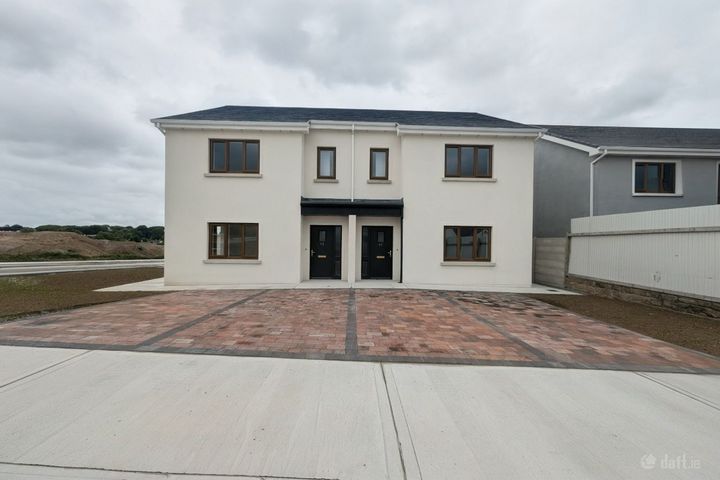62 Macregol Pairc, Birr, Co. Offaly, R42FX24