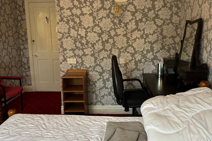 1 Ardmore, Taylors Hill Road, Galway, Curraun, Co. Galway