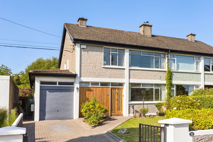 39 Arnold Grove, Glenageary, Co. Dublin, A96P2N1