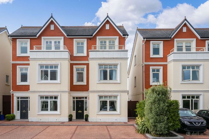 43 College Sq, Terenure, Dublin 6w, Dublin