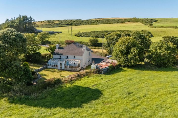 Gullane, Rosscarbery, Glandore, Co. Cork, P85DC86