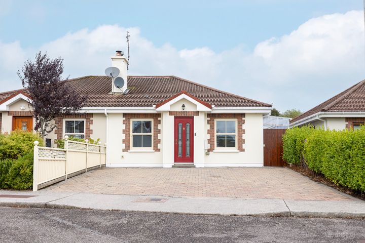 41 Woodview Lawn, Saleen, Midleton, Co. Cork, P25F772