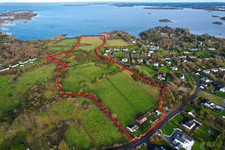 Barry More, Kiltoom, Athlone, Co. Roscommon, N37W298