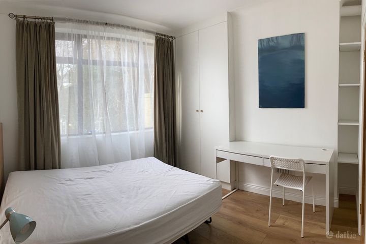 Centra Swords Road,Dublin 9, Whitehall, Dublin 9