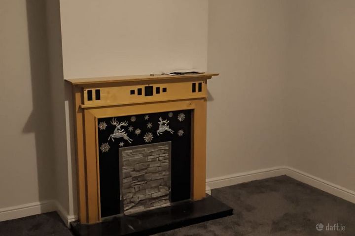 Castlecurragh Heath, Mulhuddart, Mulhuddart, Dublin 15