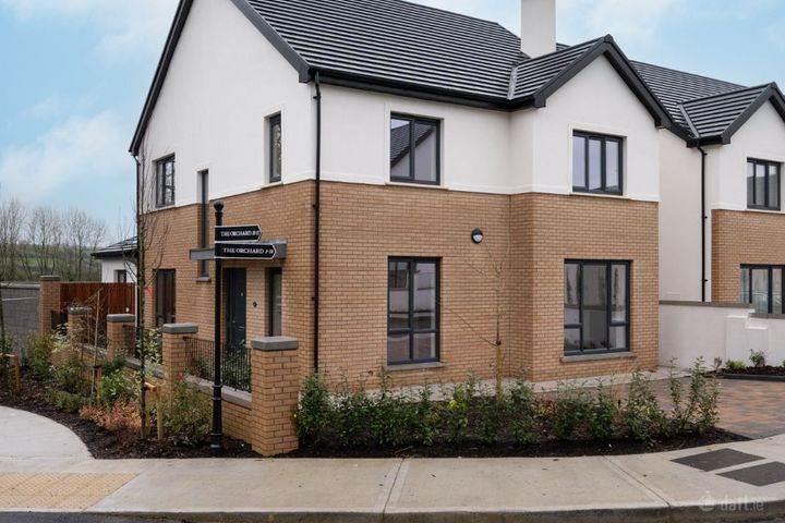 1 The Orchard, Heathfield, Carriganarra, Carrigrohane, Co. Cork, P31AD65