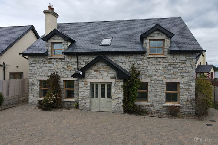 33 Loch Eala, Strabby, Loch Gowna, Cavan