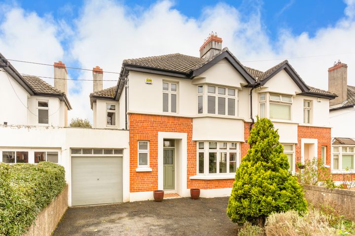 12 Greenville Rd, Stradbrook, Blackrock, Dublin