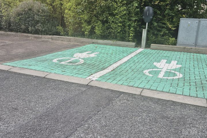 grand canal view , james walk, Dublin 8