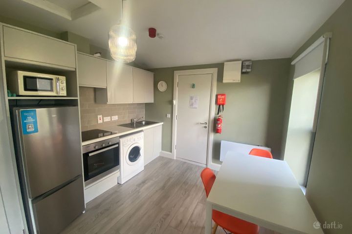 Leinster Road, Rathgar, Dublin 6