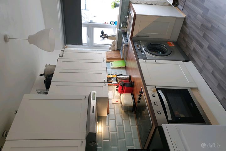 19 Whitehall Park , Perrystown, Dublin 12