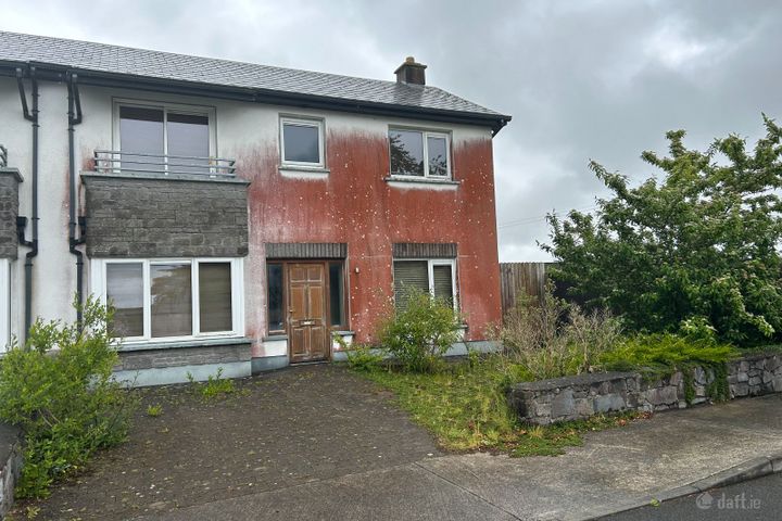 1 Baunoge, Portumna Road, Loughrea, Galway