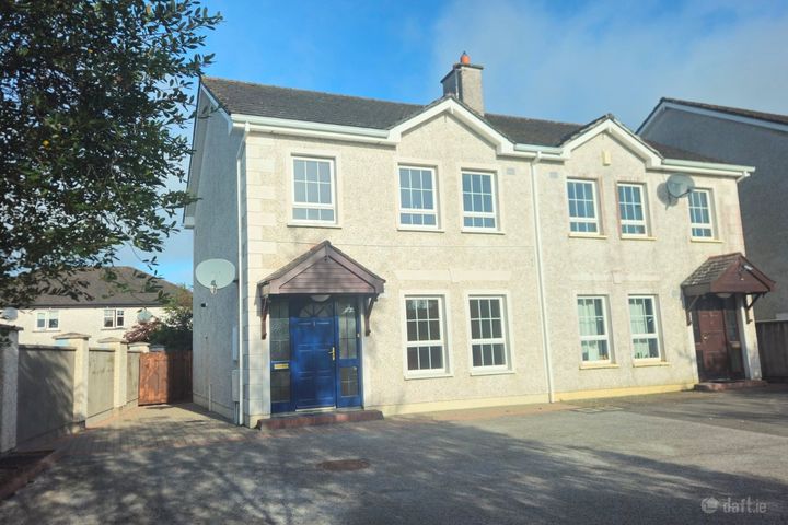 1 Deerpark Place, Virginia, Co. Cavan, A82XE95