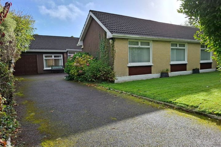 4 Oaklee, Carrigrohane, Carrigrohane, Co. Cork, T12V5RW