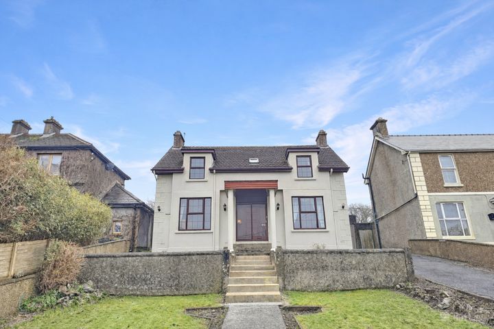 Saint Finbar's, Ard Na Greine, Ennis, Co. Clare, V95DR04