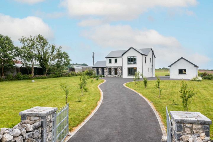 Knockdoebeg West, Claregalway, Co Galway, Galway