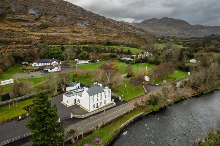 Glenbrook House, Adrigole, Co. Cork, P75W899