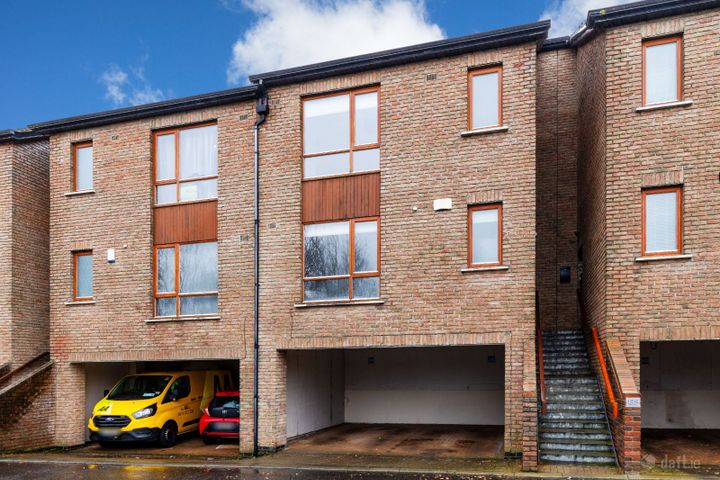 131 Hunters Green, Hunters Wood, Firhouse, Dublin 24, D24CX60