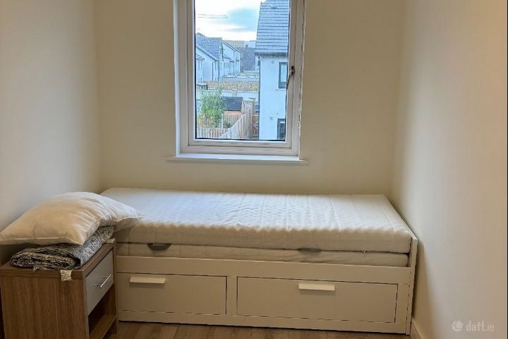 Ninth Lock Rd, Lucan, Co. Dublin