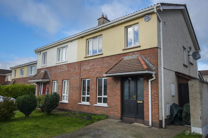 64 Castle Riada Ave, Lucan, Co Dublin, Dublin