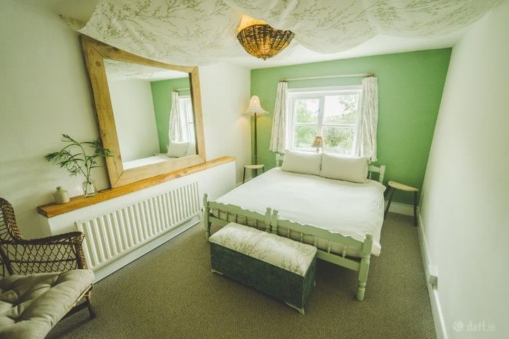 Kenmare Rd, Glengarriff, Co. Cork