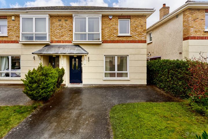 10 Riverwood Gardens, Castleknock, Dublin 15, D15K2Y2